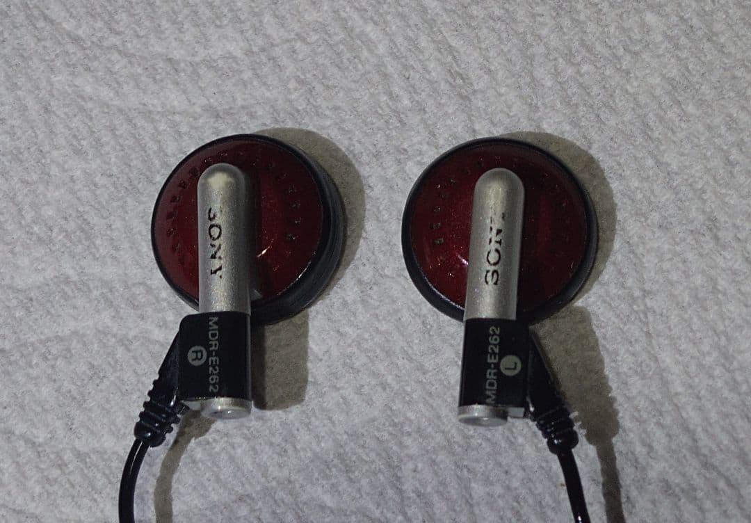 【希少名品】SONY 有線イヤホンMDR-E262 ヌード・ターボ 完動品
