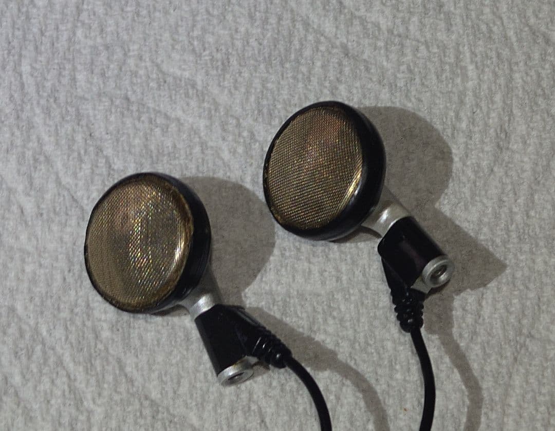 【希少名品】SONY 有線イヤホンMDR-E262 ヌード・ターボ 完動品