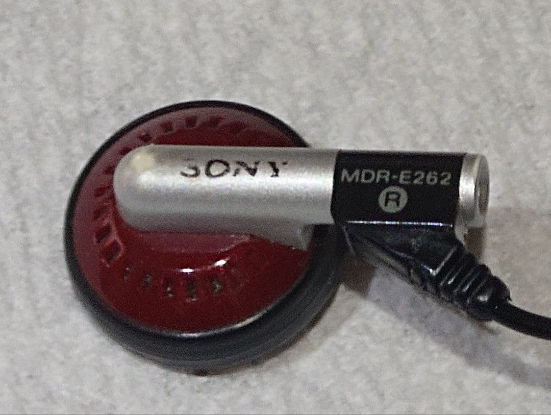 【希少名品】SONY 有線イヤホンMDR-E262 ヌード・ターボ 完動品