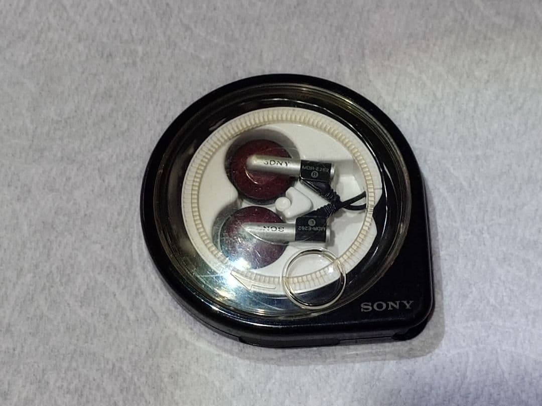【希少名品】SONY 有線イヤホンMDR-E262 ヌード・ターボ 完動品