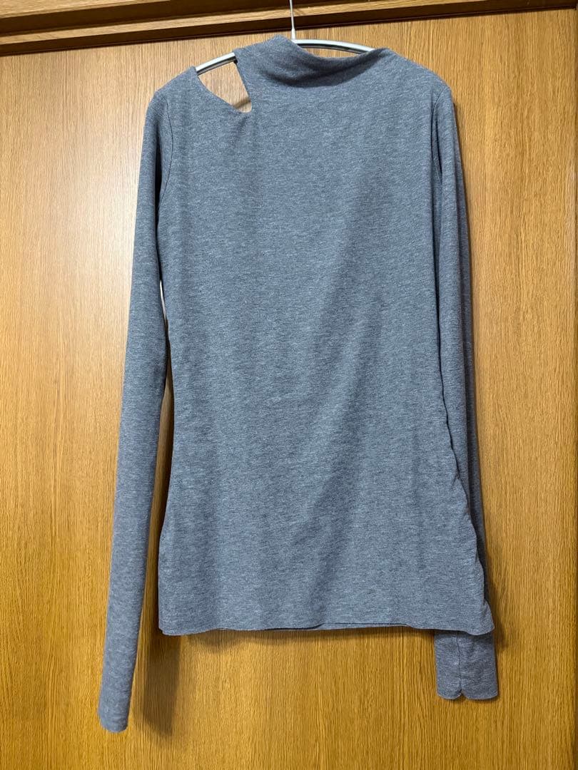 当日発送予定 Cygne シーニュ ショルダーオープンカットオフT Colas