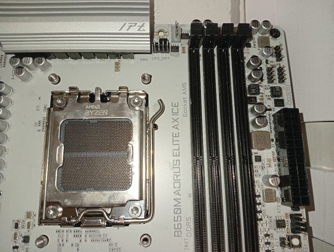 B650M AORUS ELITE AX ICE マザーボード