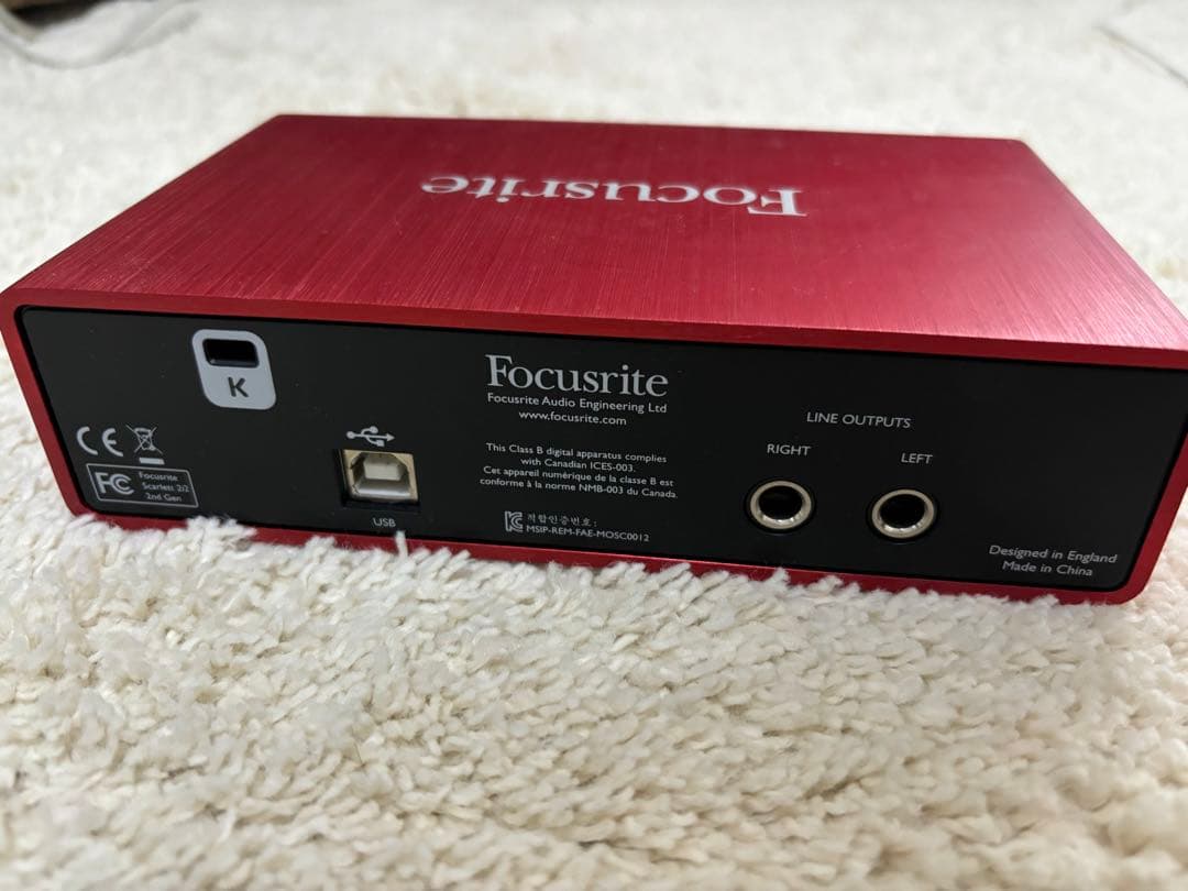 DJ機材 Focusrite Scarlett 2i2