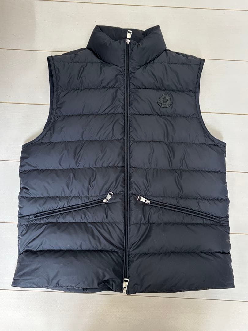 【即購入歓迎】モンクレール　TREOMPAN ダウンベスト　2 メンズ