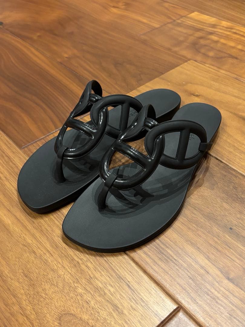 HERMES エルメス　シェーヌダンクル サンダル A-9182 37