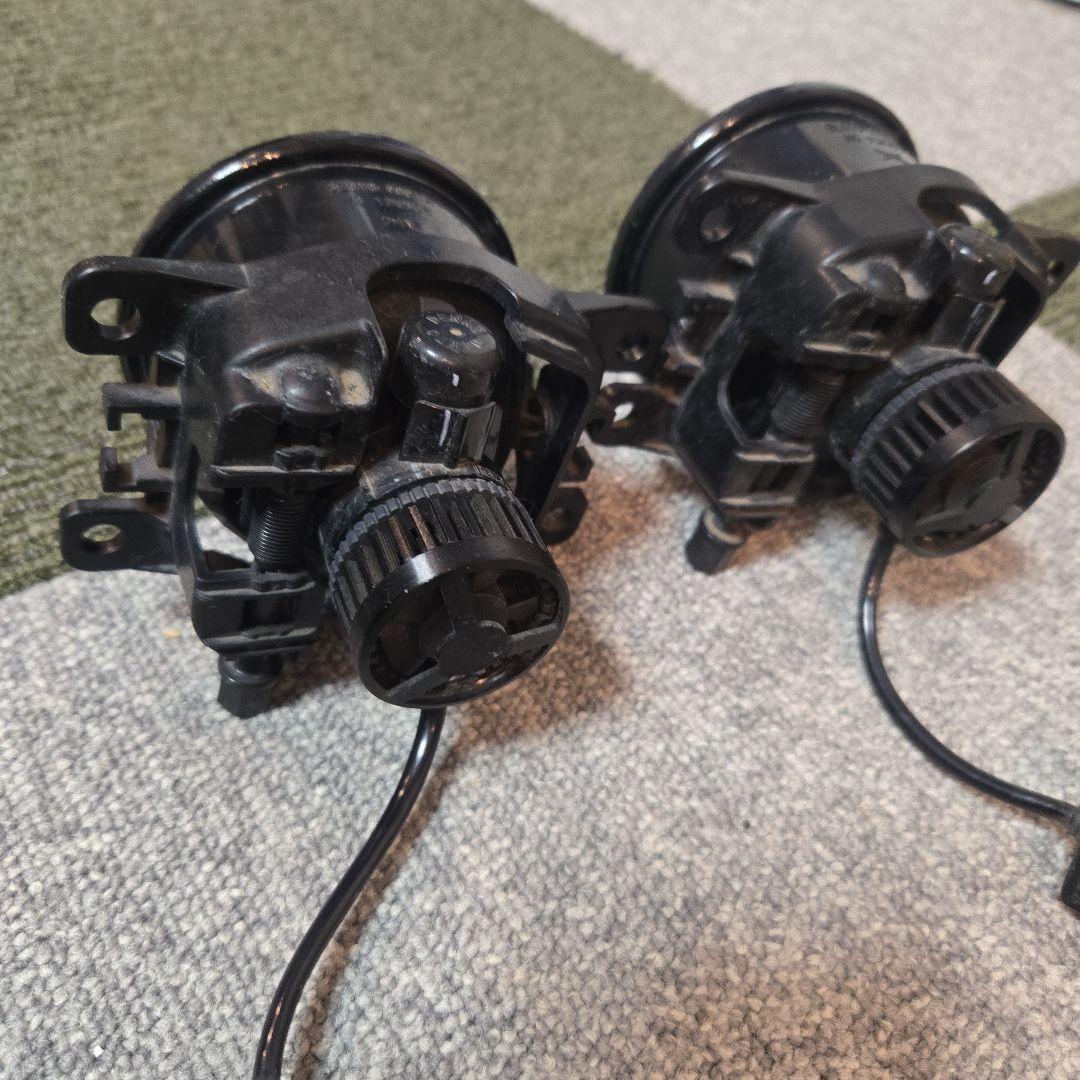 後期デリカD5　IPF製フォグクリアー101FL　ロイヤルガードバルブ付き