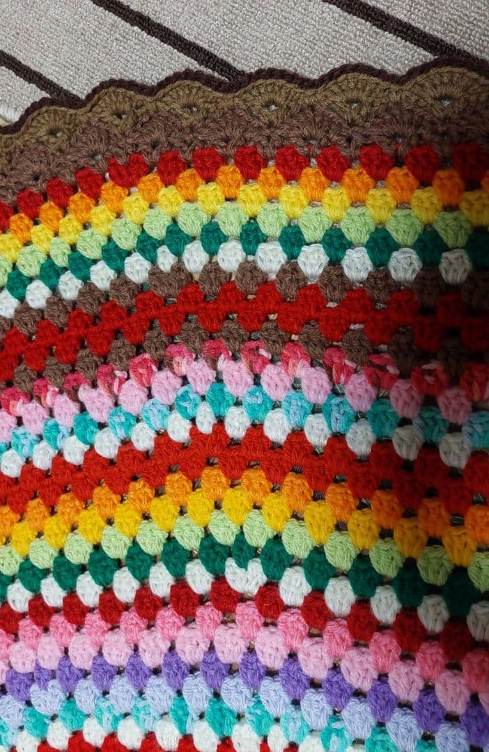 ココア様オーダー☆かぎ針編み☆円形こたつカバー☆直径200cm☆ポップなカラー☆