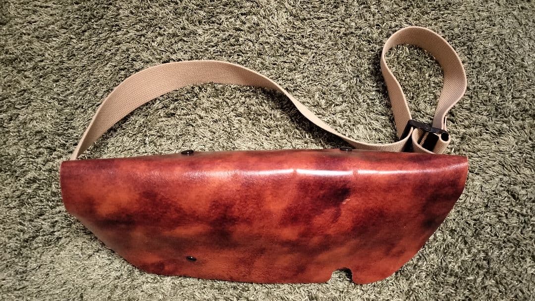 メッセンジャーバッグ