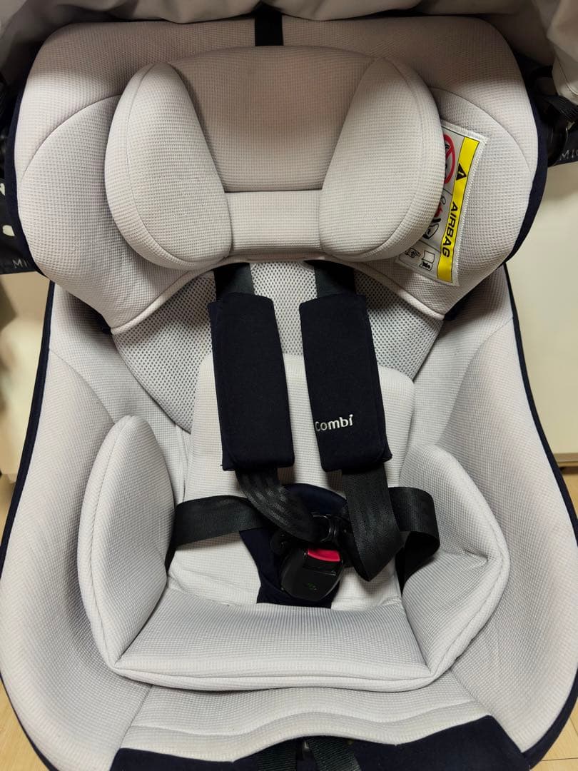 combi クルームーヴスマート　isofix エッグクッション