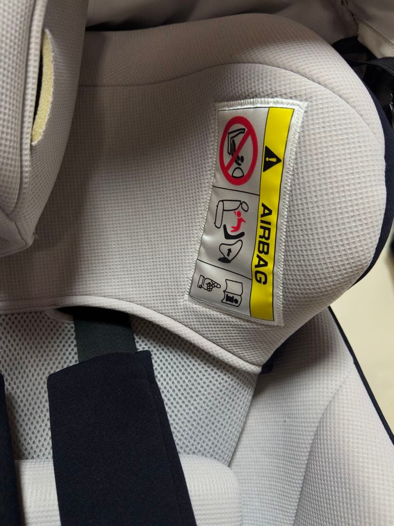 combi クルームーヴスマート　isofix エッグクッション