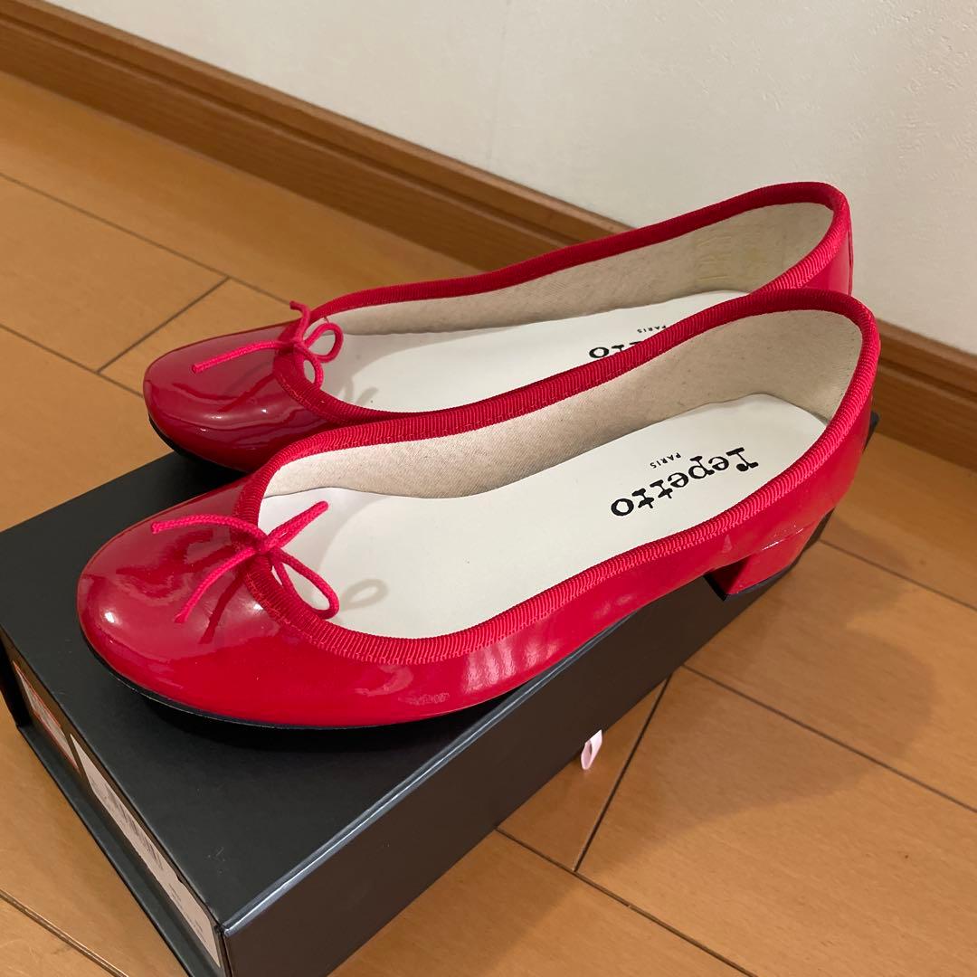 大人気　repetto かわいい赤
