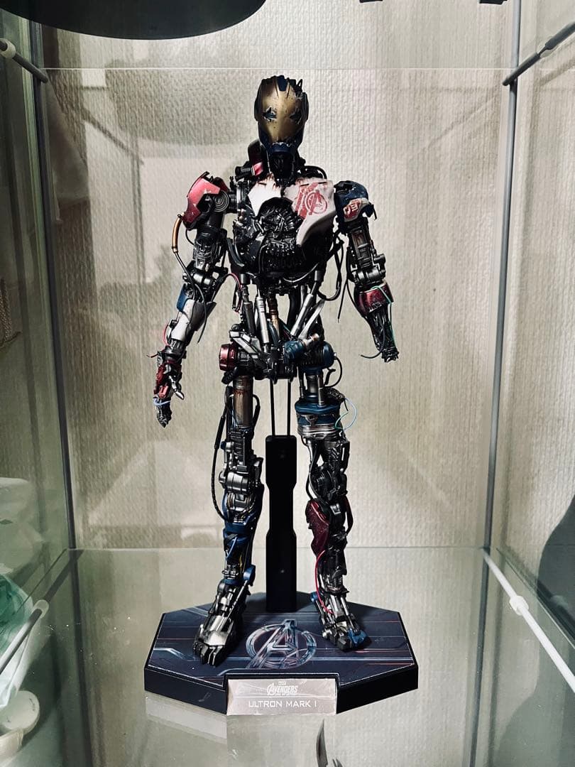 ホットトイズ　ウルトロン　マーク1
