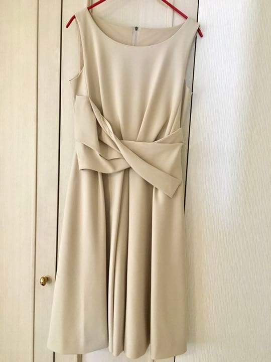 ストレッチ有❤️【フォクシーNY】ワンピース38レディシェイプ2ライトベージュSM