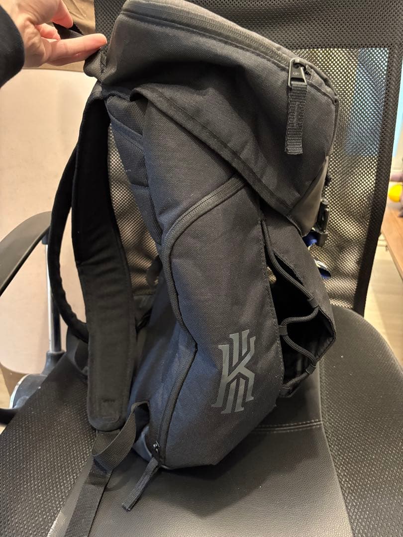 ナイキ　リュック　カイリー