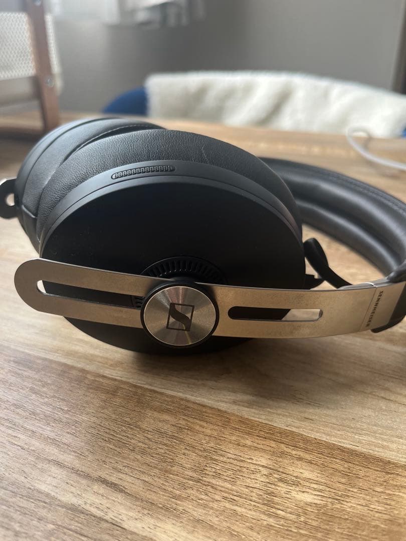 ゼンハイザー ワイヤレスヘッドホン MOMENTUM 3 M3AEBTXL