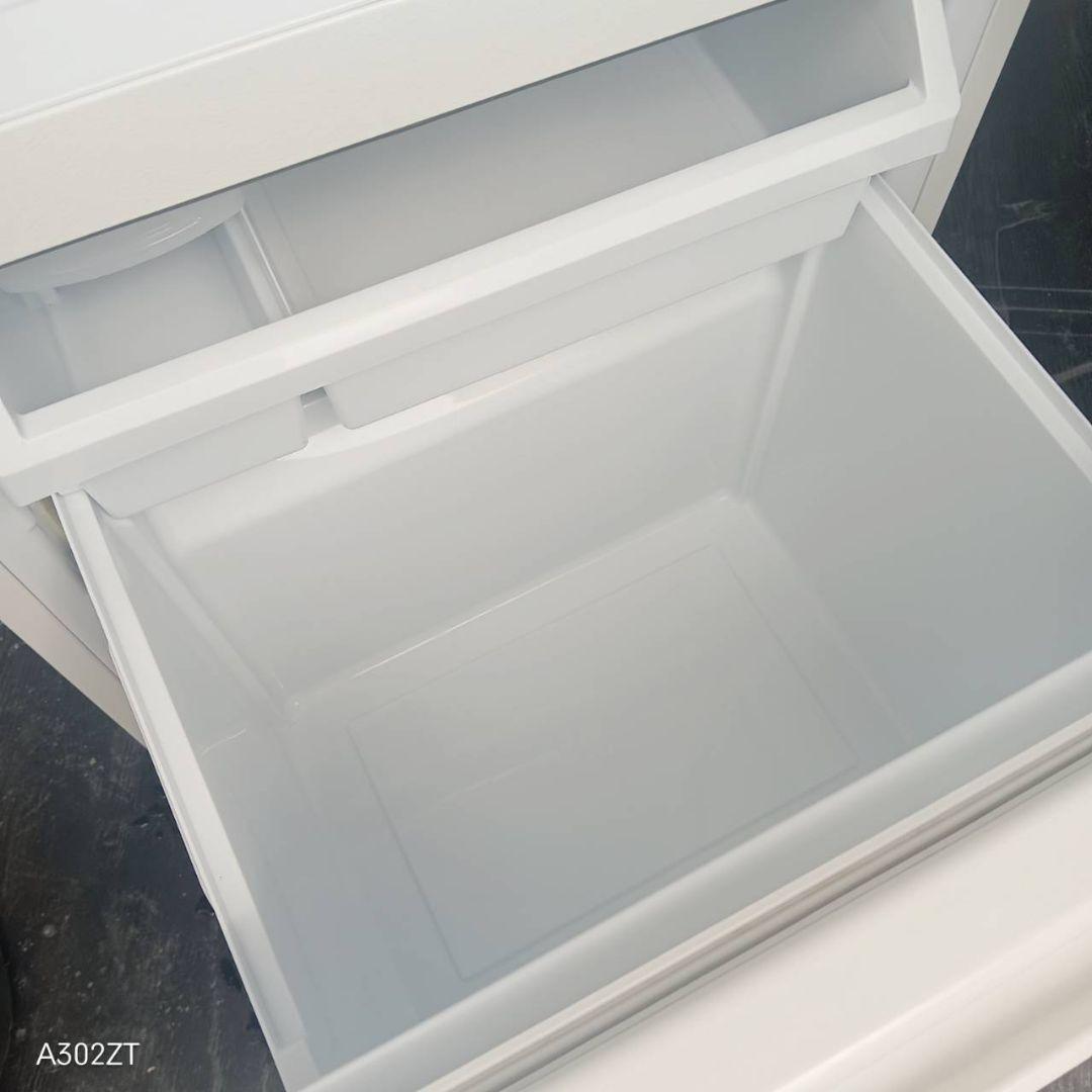 1691送料設置無料 アクア　最新モデル　冷蔵庫　201L