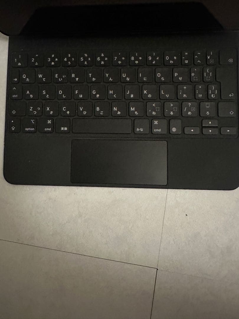 iPad Air 11インチ　(M2)256GB magicキーボード付き