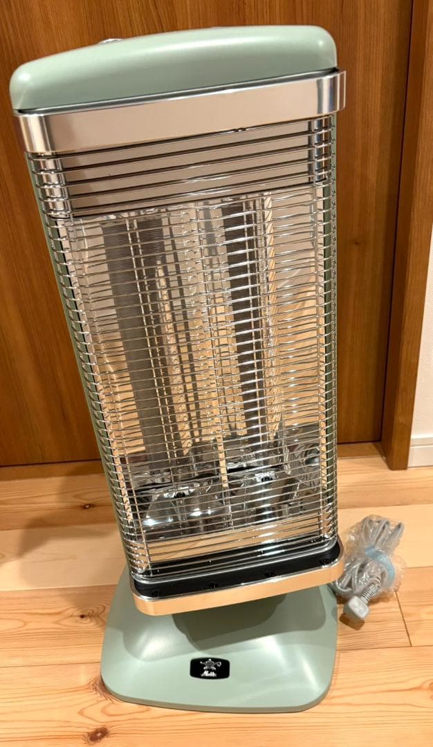 アラジン　グラファイトヒーター　CAH-2G10EY-G