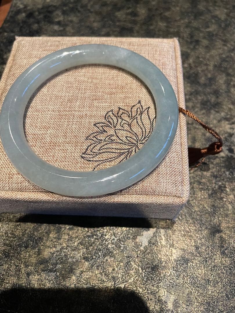 専用　ミャンマー本翡翠　バングル　64mm