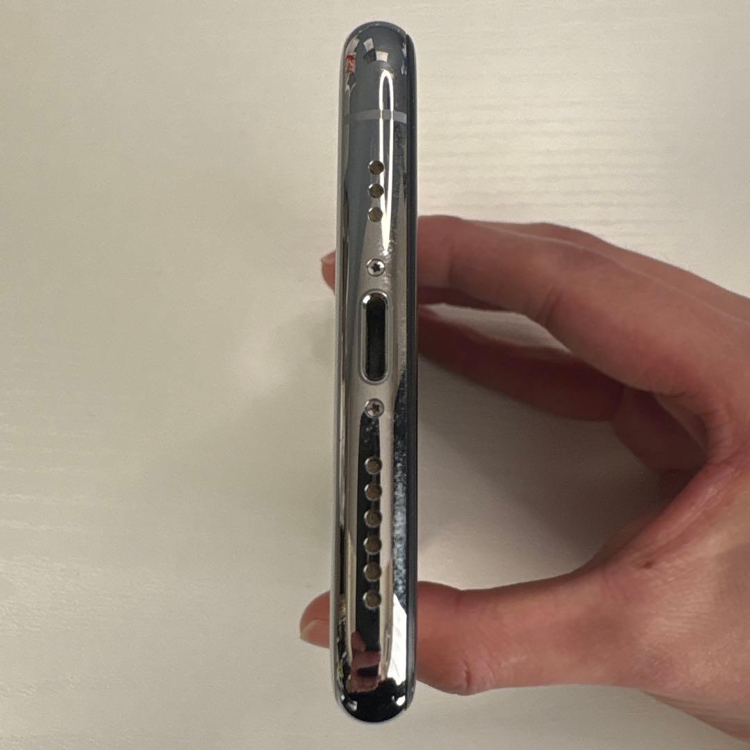 iPhone XS 64GB シルバー SIMフリー 傷なし 箱あり
