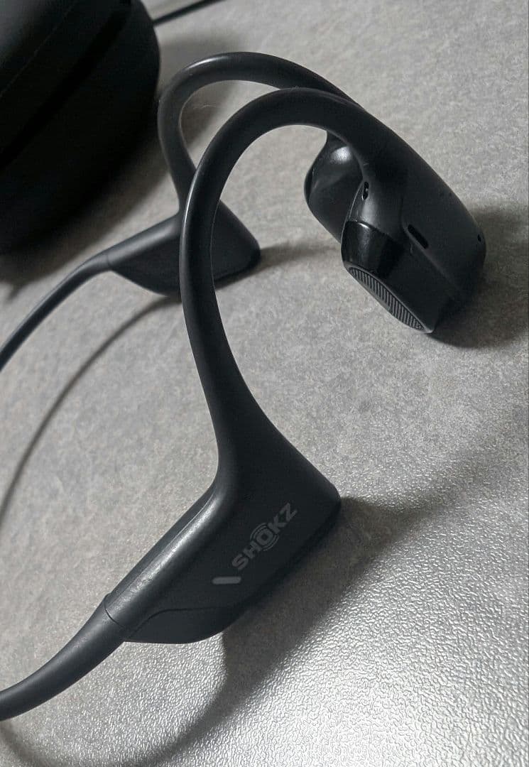 SHOKZ OPENRUN PRO 2 Mini 骨伝導イヤホン