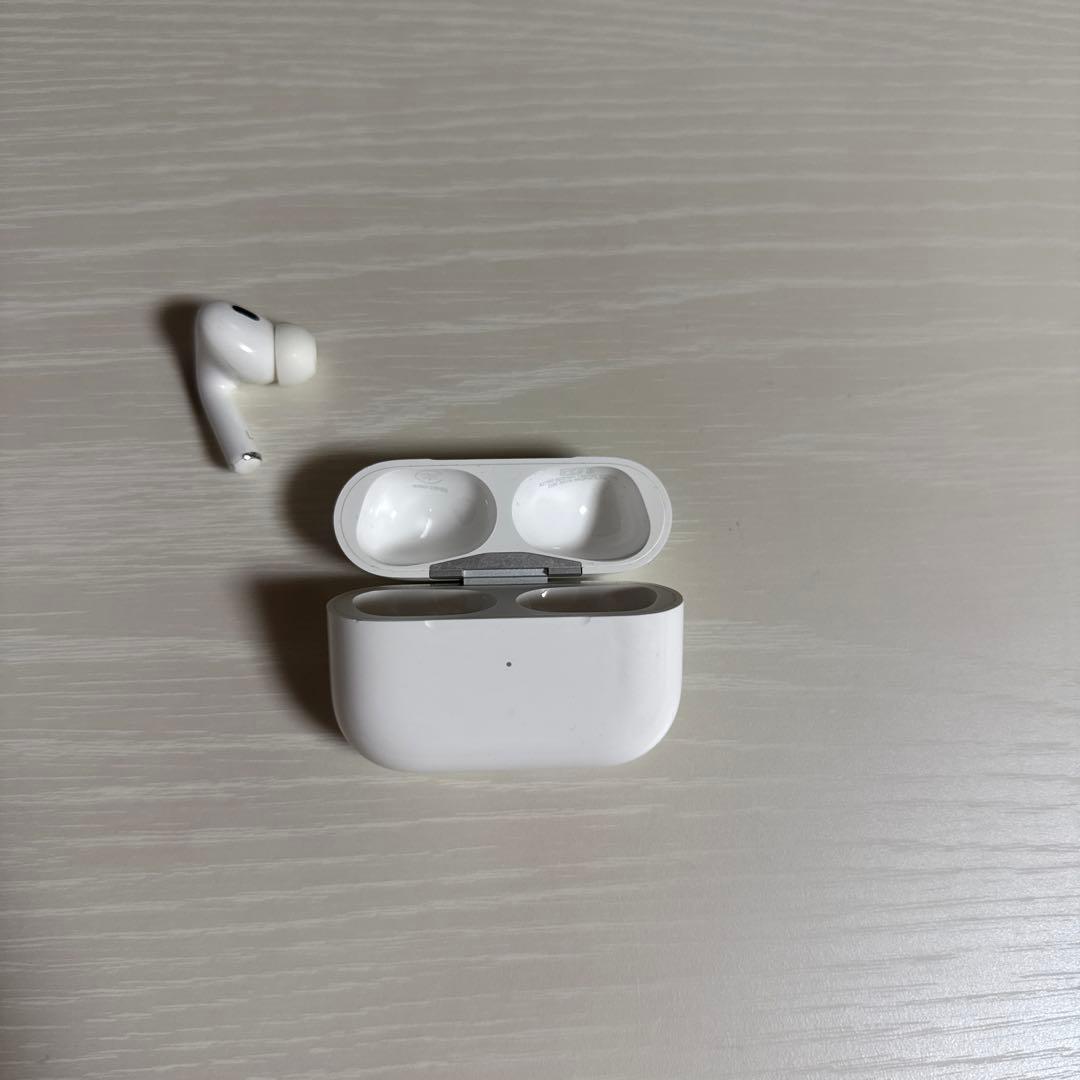 AirPods Pro 第二世代　本体、片耳のみ