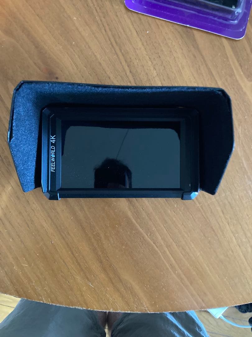 Feelworld 4Kカメラ用モニター+HDMIビデオコンバーターセット