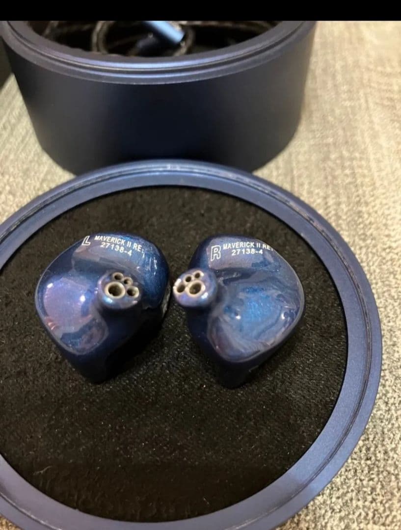 【美品】Unique Melody MAVERICK II Re;