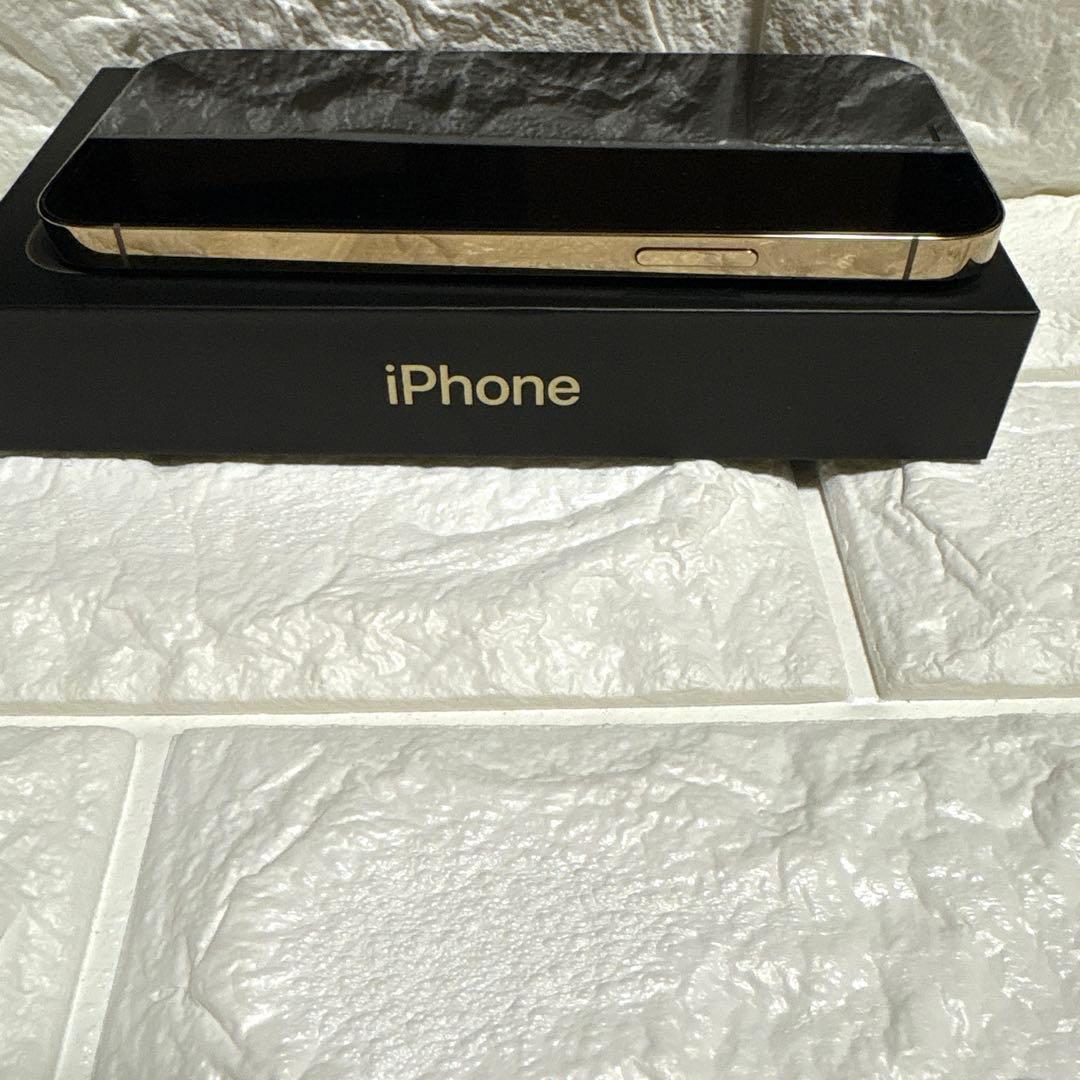 スマートフォン本体 iPhone12pro 256GB GOLD