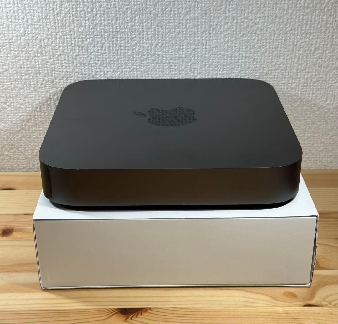 Macデスクトップ Mac mini 2018 i5 / 8GB / 250GB A1993
