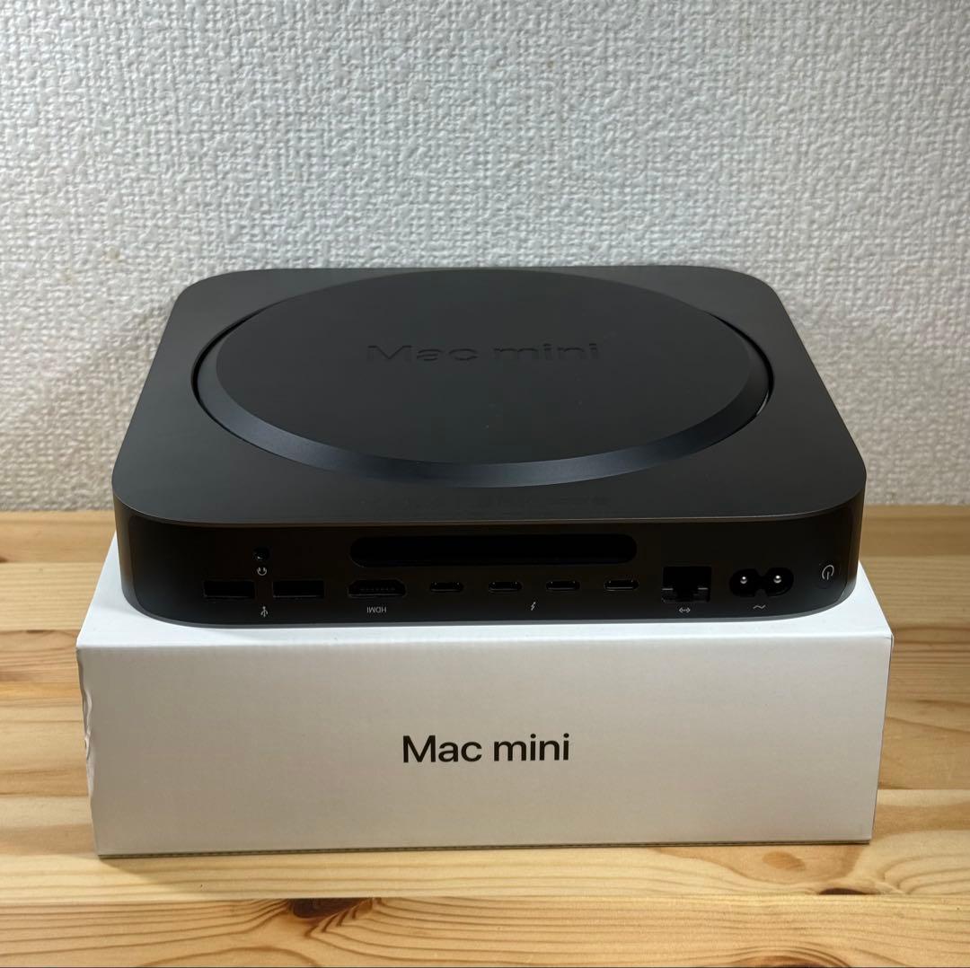 Macデスクトップ Mac mini 2018 i5 / 8GB / 250GB A1993