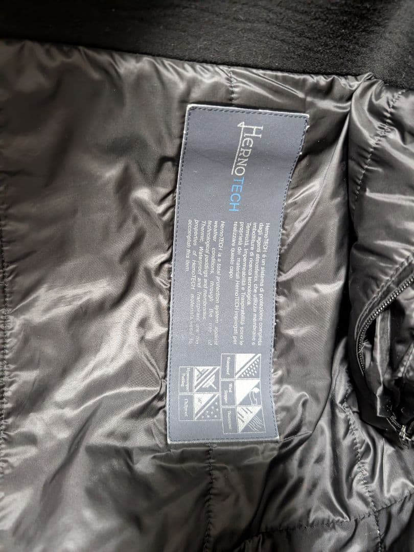 ヘルノ　ダウンコート　サイズ50