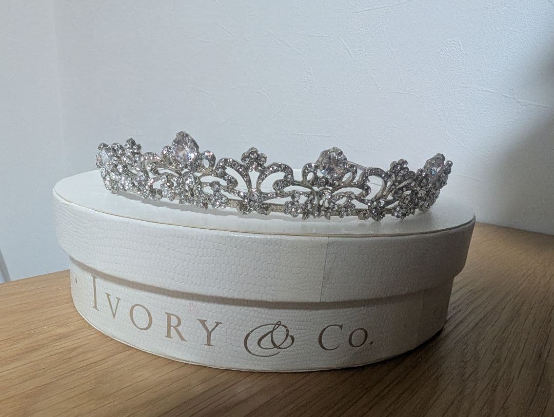 Ivory&Co Elizabeth ティアラ　エリザベス