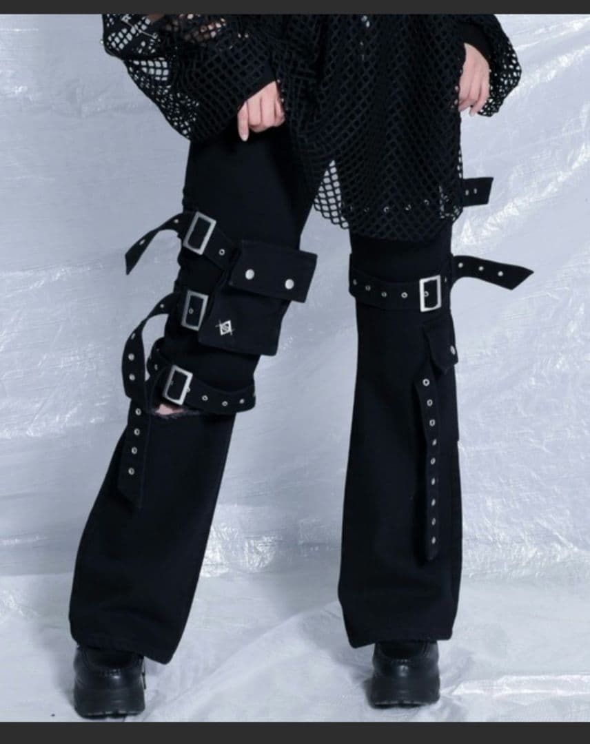 REFLEM　レフレム　ベルティッドフレアパンツ