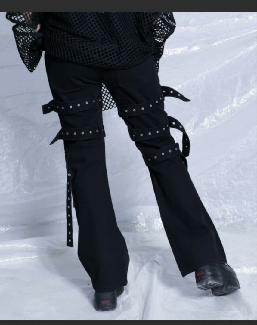 REFLEM　レフレム　ベルティッドフレアパンツ