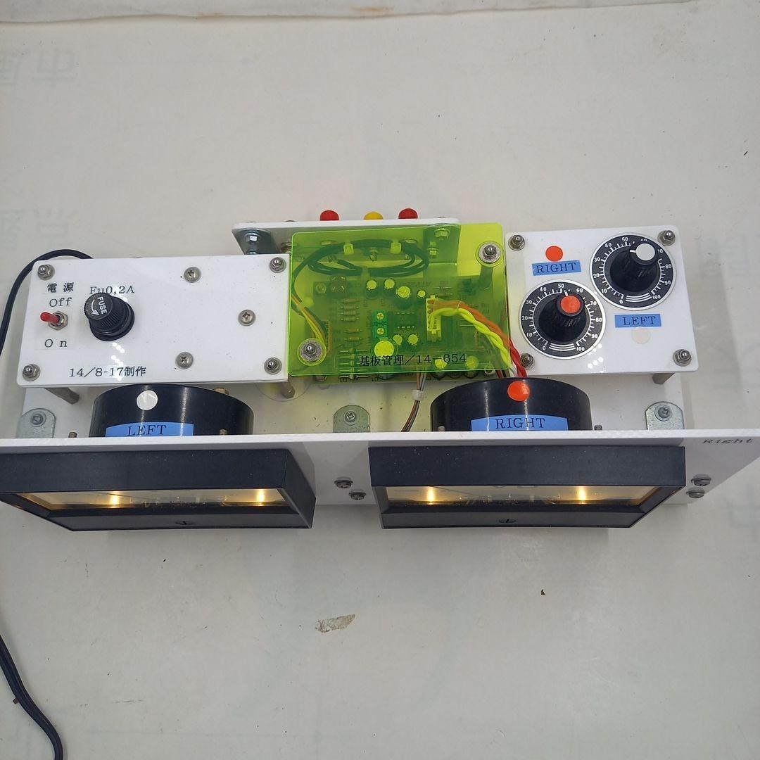 自作ステレオVUメーター