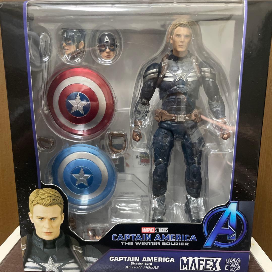 ピンクの猫MAFEX キャプテン・アメリカ ウィンターソルジャー