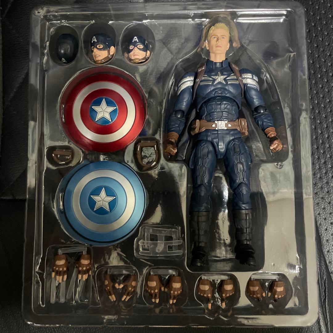 ピンクの猫MAFEX キャプテン・アメリカ ウィンターソルジャー