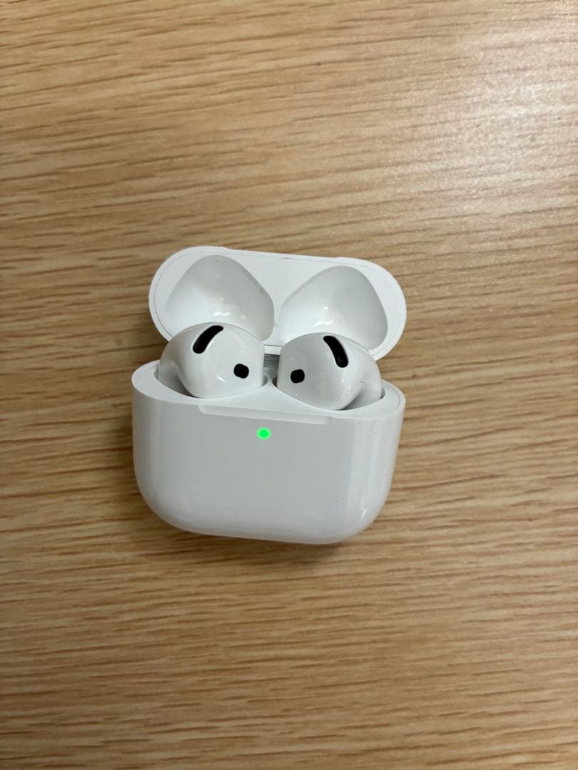AirPods4本体 充電ケース ノイズキャンセリングなし