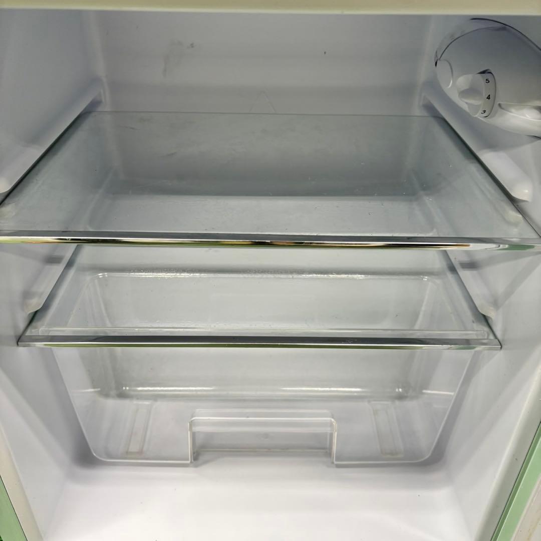 705 緑色　レトロデザイン冷蔵庫　81L コンパクトサイズ　小型　一人暮らし