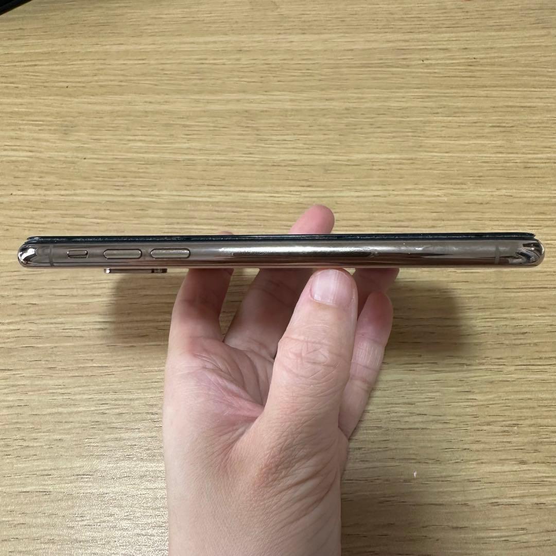 iPhone Xs ゴールド 256GB