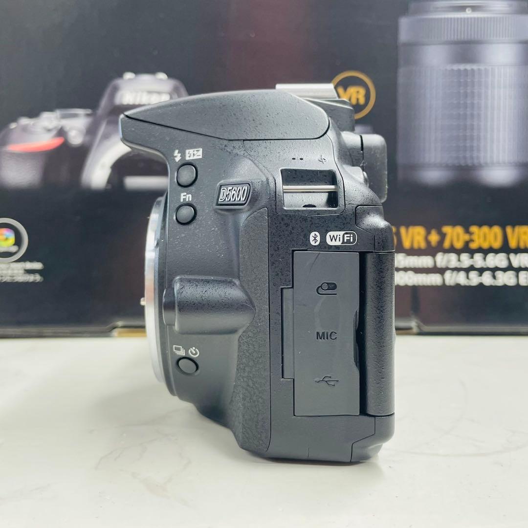 Nikon  D5600 18-140 VR レンズキット ショット数1,684
