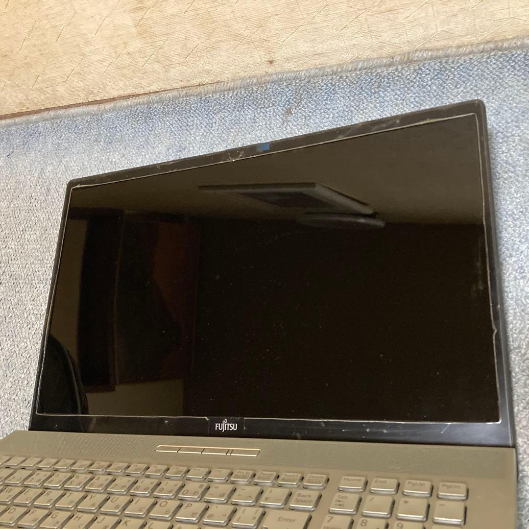 LIFEBOOK NH90/F3 シルバー ノートPC