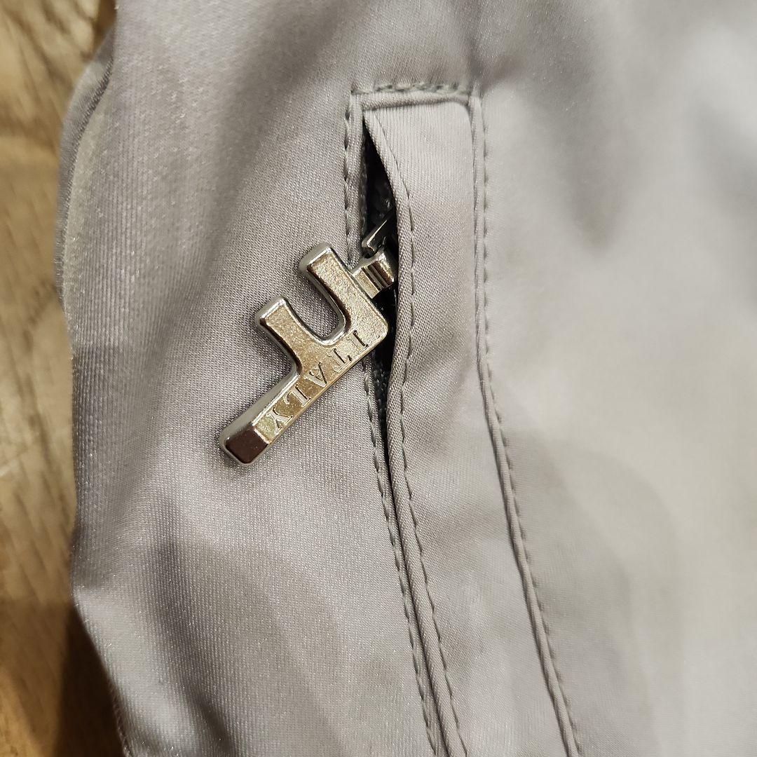 美品✨phenix　フェニックス　スノーボードウェア　スキーウェア　グレー　M