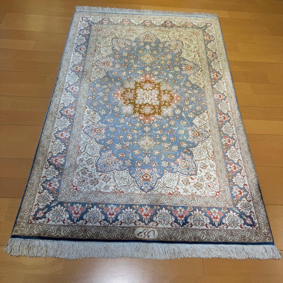 ペルシャ絨毯　100%SILK QOM 120&78cm