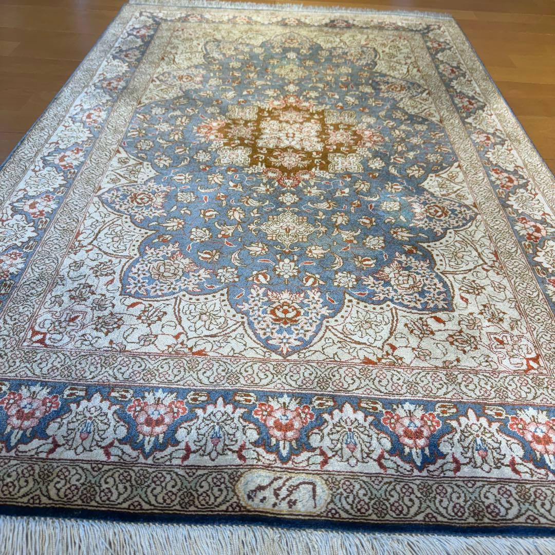 ペルシャ絨毯　100%SILK QOM 120&78cm