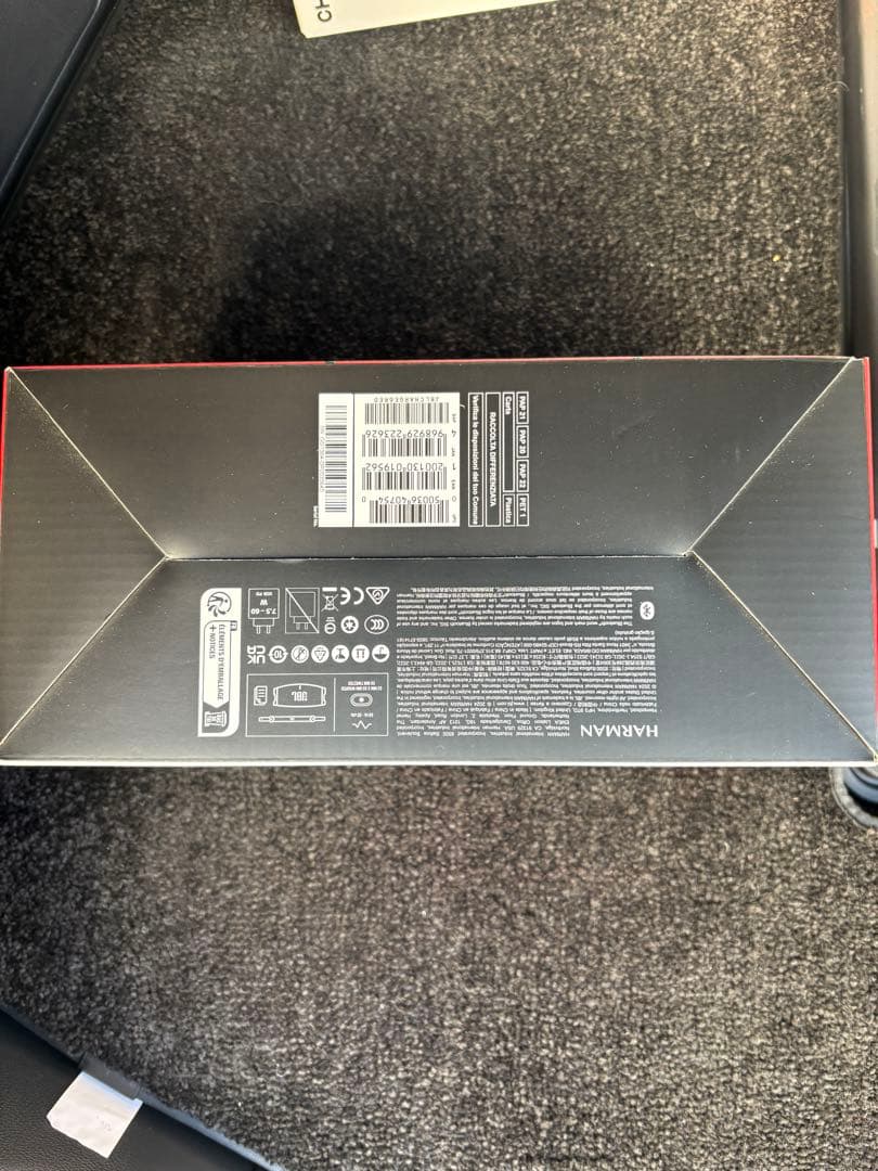 JBL Charge 6ワイヤレススピーカー レッド 新品.未開封