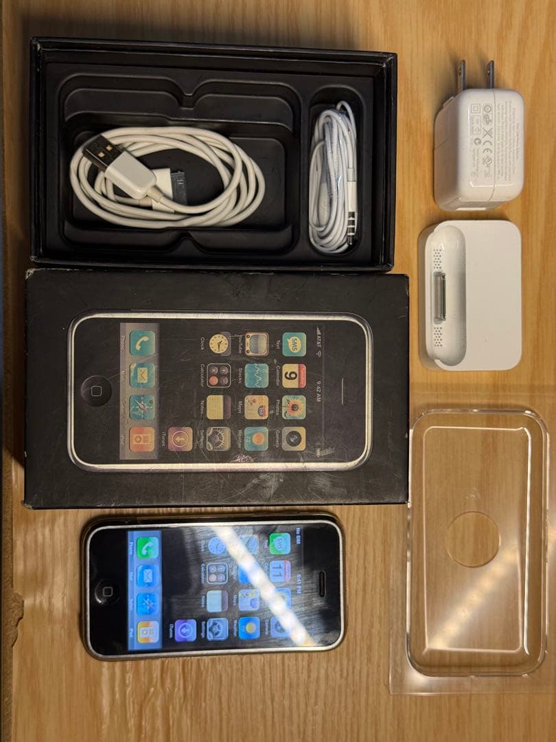 iPhone 2G 箱付属品付き 8GB 第1世代 日本未発売 初代