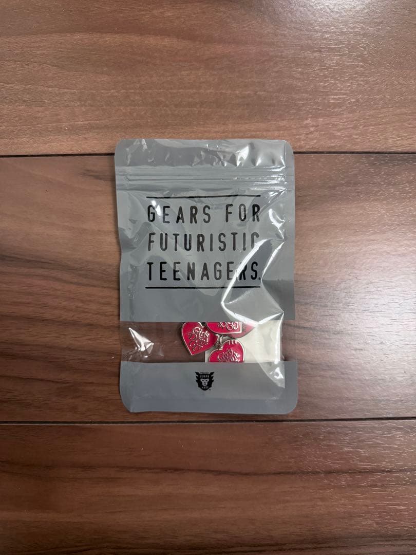 HUMAN MADE Girls Don’t Cry キーホルダー