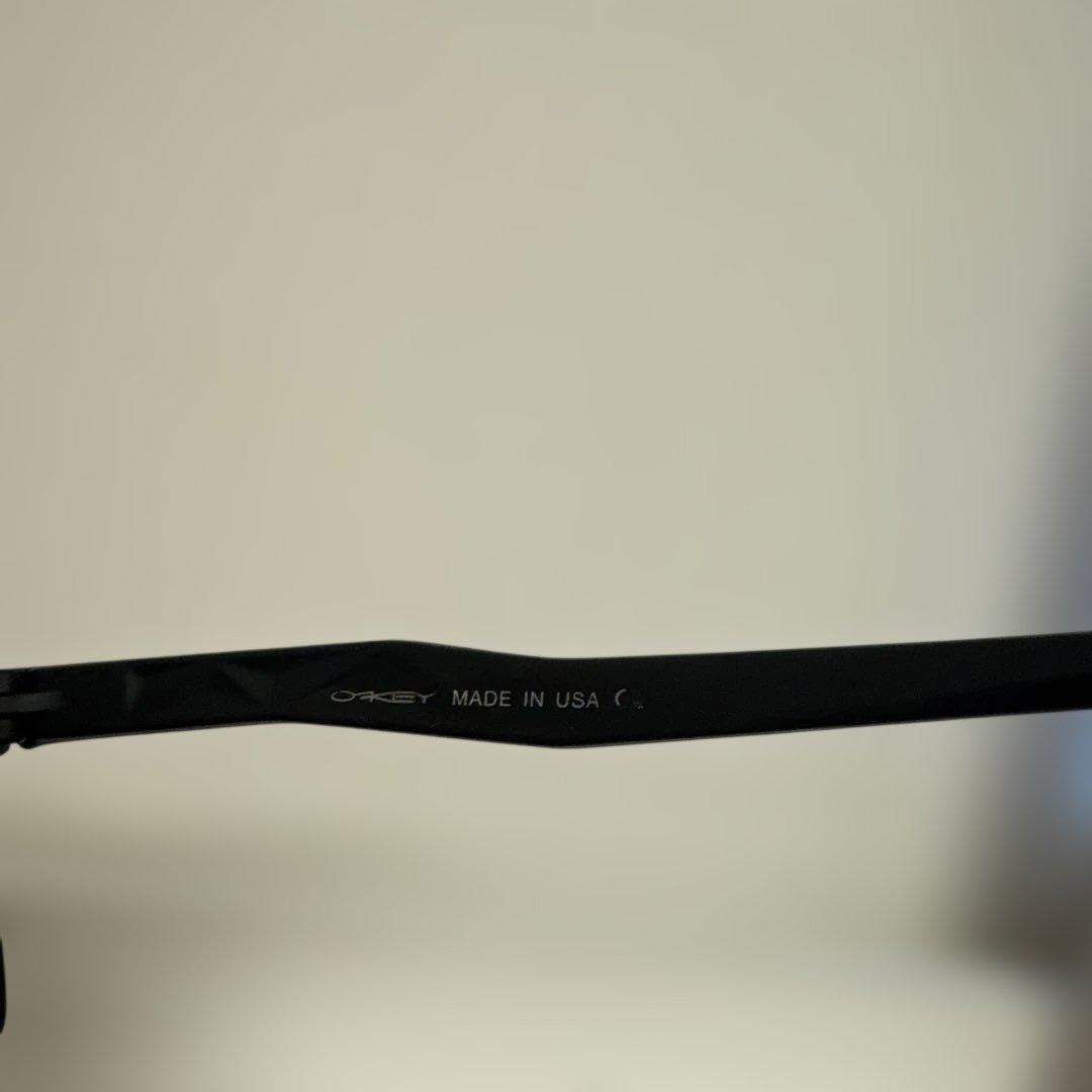 オークリーサングラス　009406A SUTRO